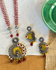 Raas Necklace with Vilandi Stone